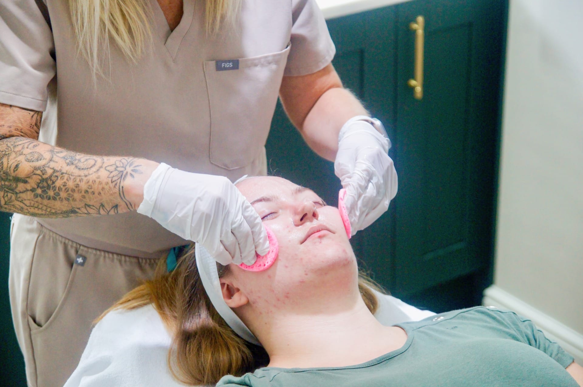 skin clinic marketing uk